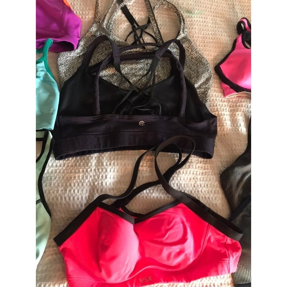 Sports Bra Lot - Picture 3 of 4